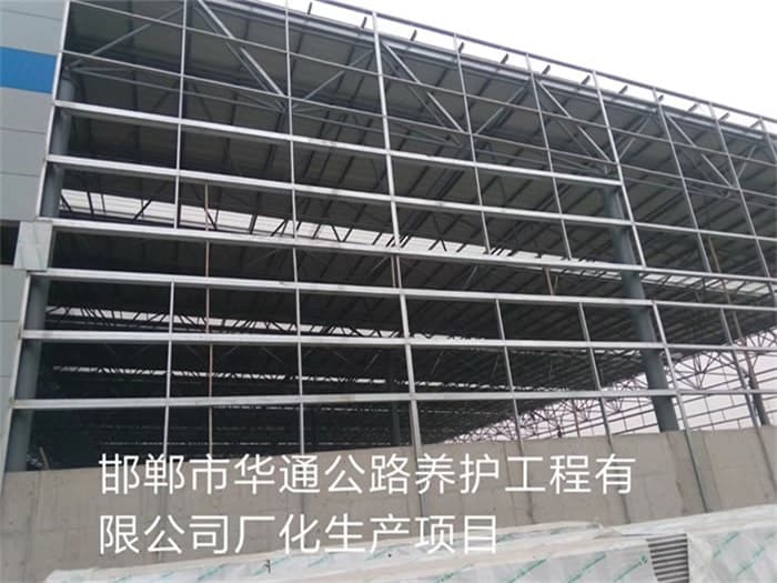 大兴风雨操场网架